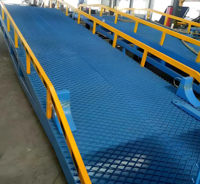 呼玛移动式液压登车桥