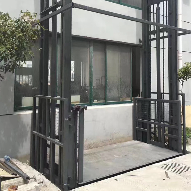 呼玛5吨室外升降货梯